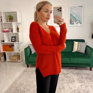 Autumn Cashmere 100% Pure Cashmere Burnt Orange V Neck Sweater